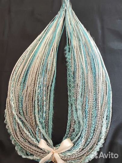 Комплект де кос и кудрей