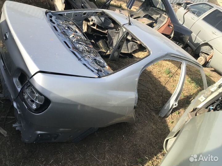 Крыша ниссан примьера р11 кузов седан в наличие