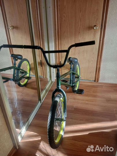 Трюковой велосипед bmx