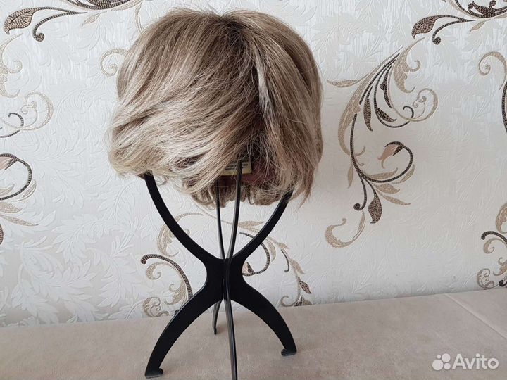 Парик натуральный