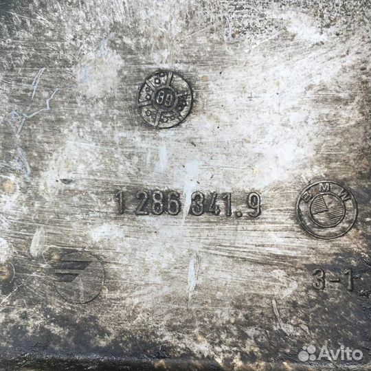 Кронштейн двигателя левый бмв Е30