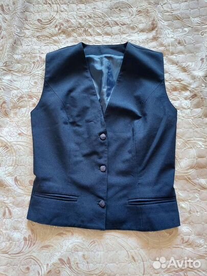 Школьная жилетка