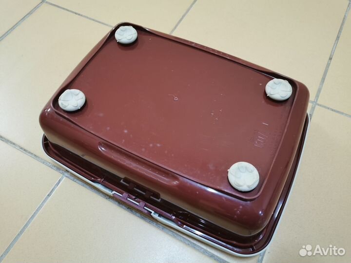 Закрытый лоток для кошек