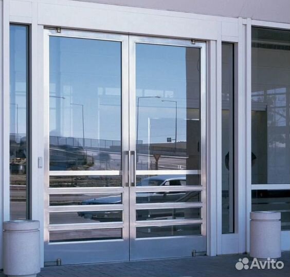 Алюминиевые двери