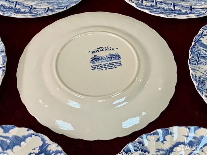 Тарелки десертные винтаж Англия