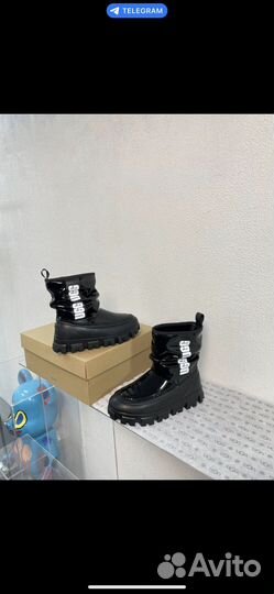 UGG Classic Brellah Mini