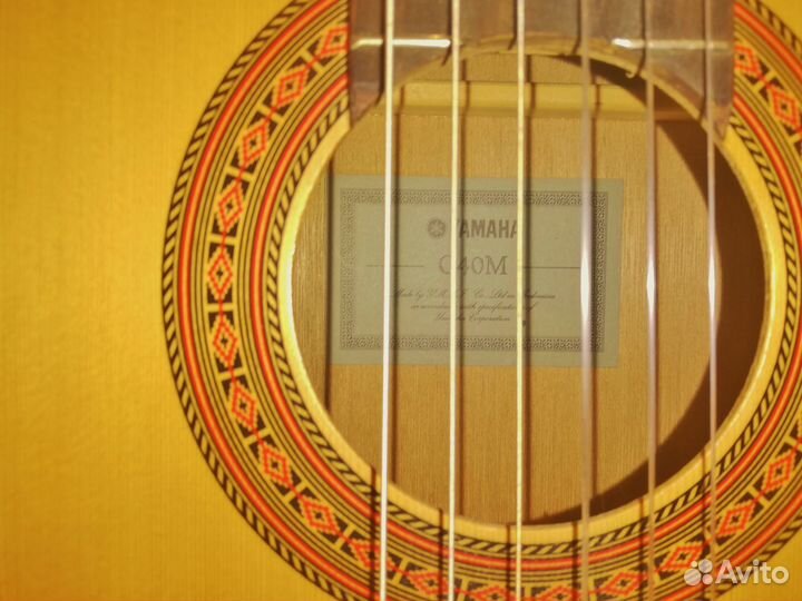Классическая гитара yamaha c40
