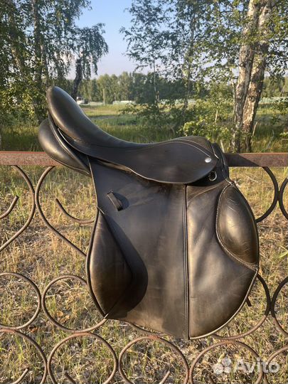Седло троеборное/конкурное/универсал 17,5. 32-33