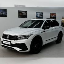 Volkswagen Tiguan 2.0 AMT, 2021, 89 310 км, с пробегом, цена 3 740 000 руб.