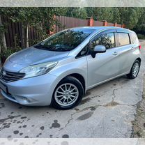 Nissan Note 1.2 CVT, 2012, 200 000 км, с пробегом, цена 650 000 руб.