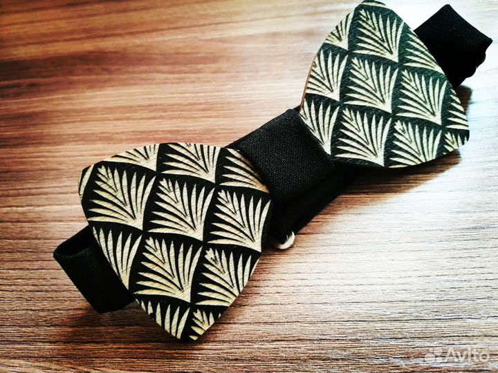 Деревянные галстук-бабочки