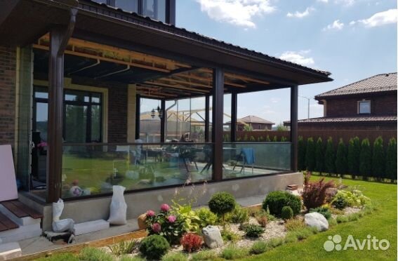 Стеклянная перегородка 