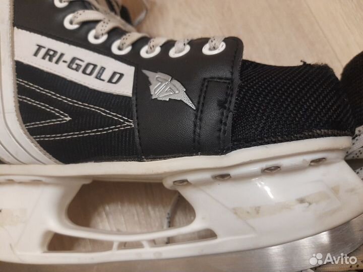 Коньки хоккейные 38 размер