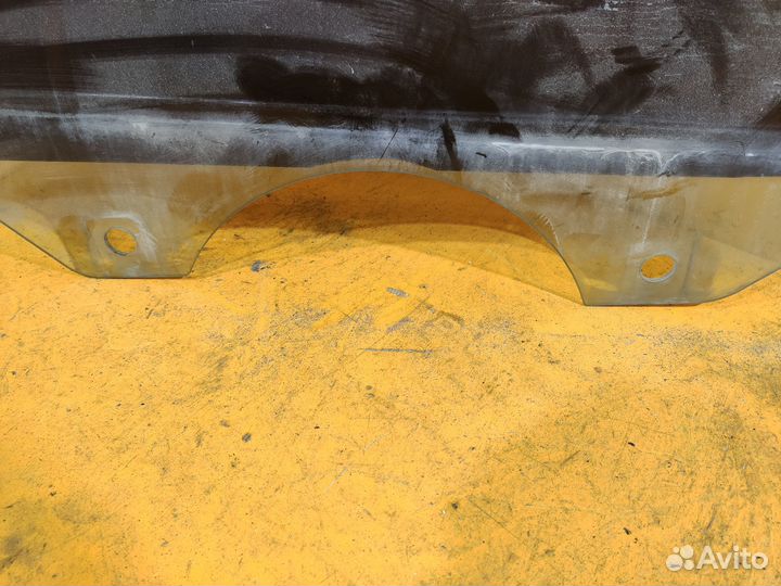 Стекло заднее правое для Porsche Cayenne 955