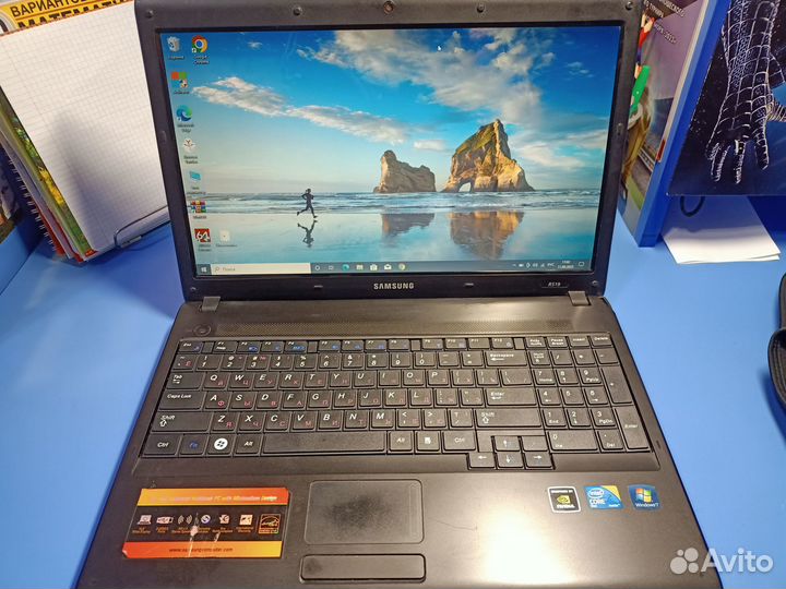 Ноутбук Samsung R519