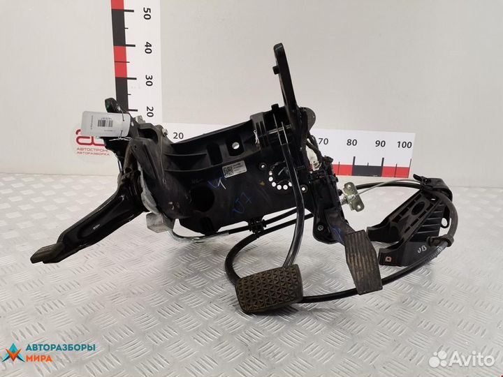 Педаль Chevrolet Cruze 2 2018 13466235