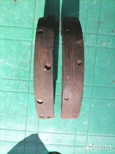 Тормозные колодки для мотоцикла иж