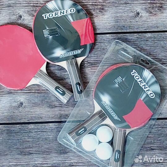 Ракетки и мяч для настольного тенниса