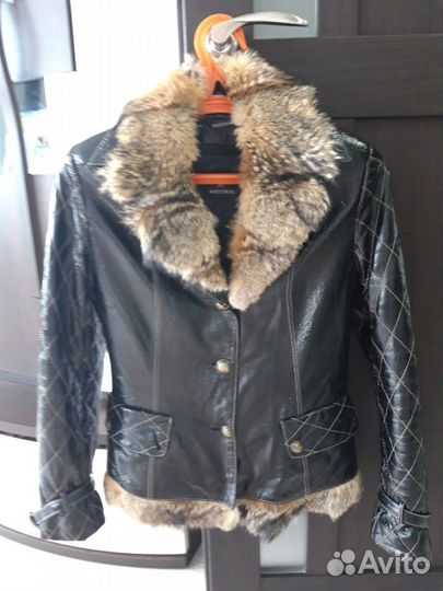 Продам куртку нат.лак и мех волка