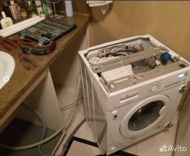 Ремонт стиральных машин, холодильников, посудомоек