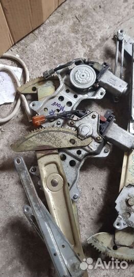 Стеклоподьемники эл.на Дайхатсу-Мове