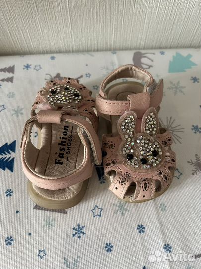 Сандали для девочки