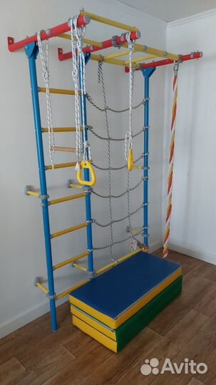 Детская шведская стенка со складным матом