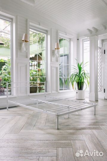 Кровать металлическая 140х200