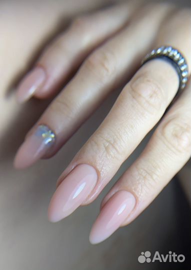 Мастер маникюра