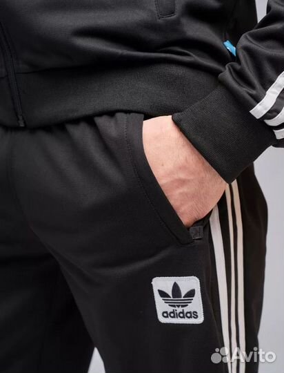 Спортивный костюм Adidas