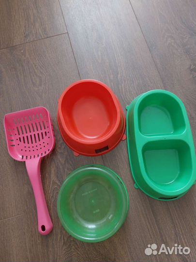 Миска и лопатка для животных