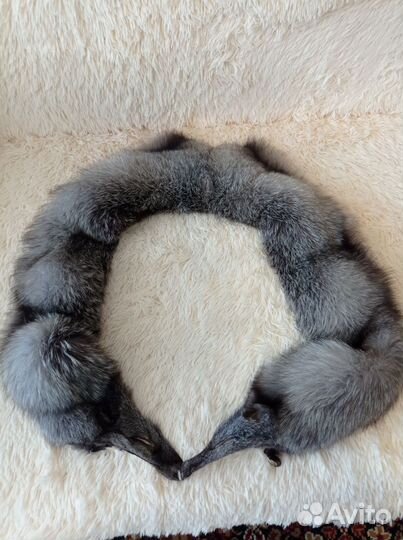 Меховой воротник песец