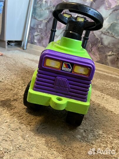 Машинка-каталка