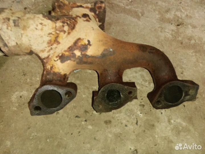 Коллектор выпускной Dodge Caravan grand 3.3 1997