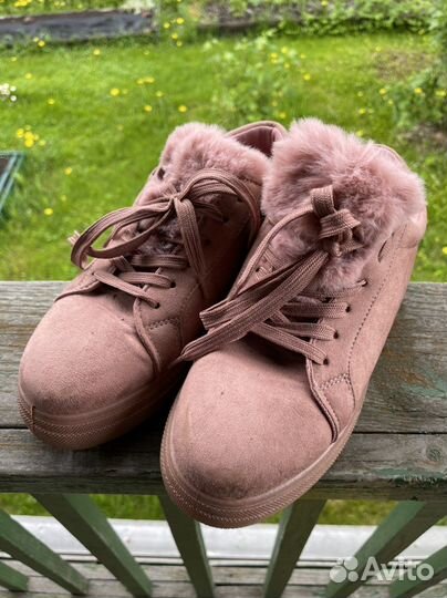 Эспадрильи 40