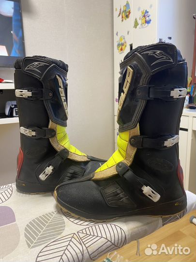 Мотоботы детские