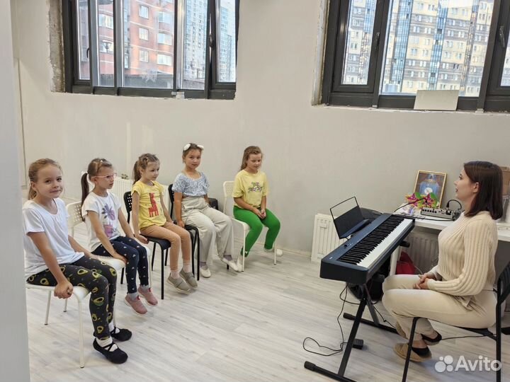 Уроки вокала и фортепиано