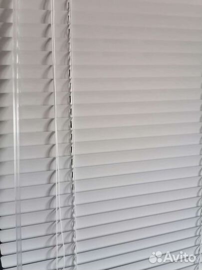Жалюзи горизонтальные алюминиевые