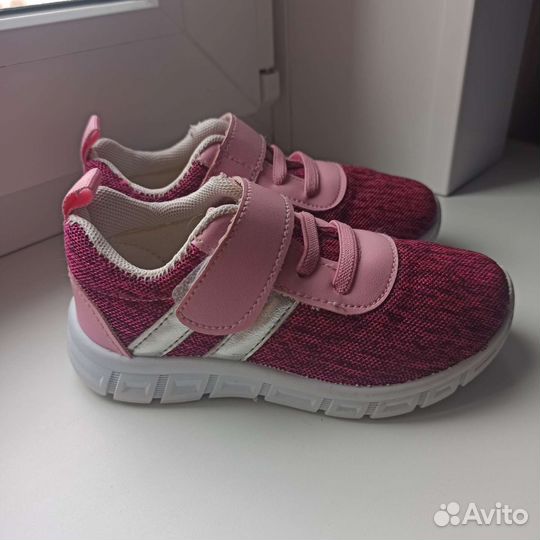 Лёгкие летние кроссовки 25 р