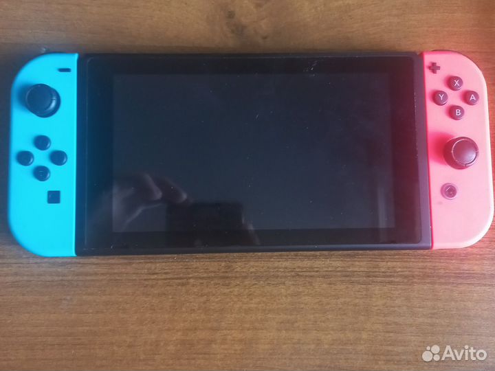 Nintendo switch с игрой б/у
