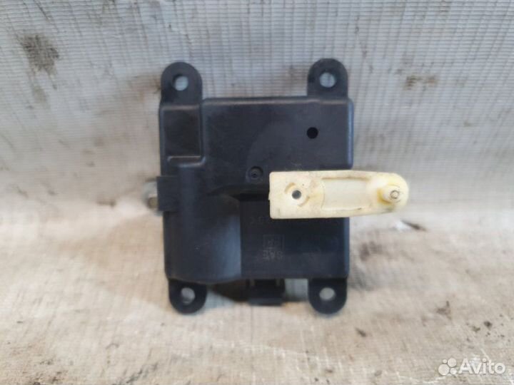 Моторчик заслонки отопителя Nissan Murano Z50