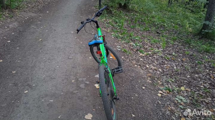 Велосипед десна подростковый