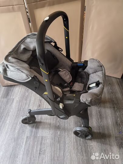 Коляска автолюлька