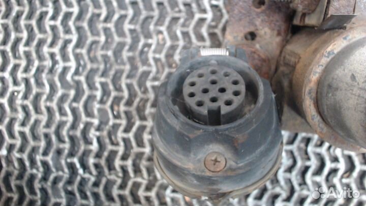 Прицепное устройство Mercedes ML W164, 2006