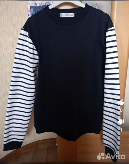 Свитшот для мальчика 140-146 новый