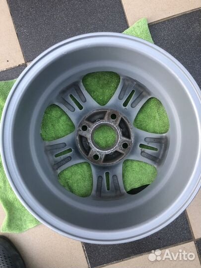 Литые диски 15 4/114,3 на шевролет