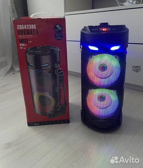 Блютуз калонка с караоке.Новая