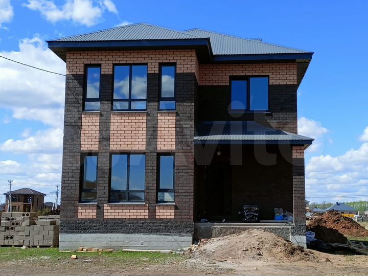 Дом 145 м² на участке 6,5 сот.