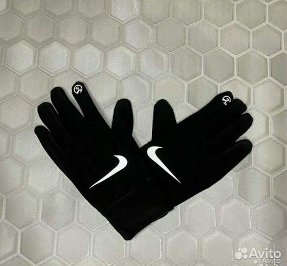 Перчатки Nike