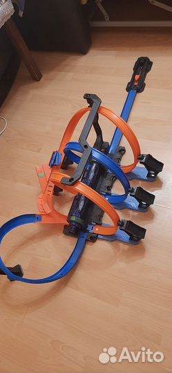 Гоночный трек hot wheels